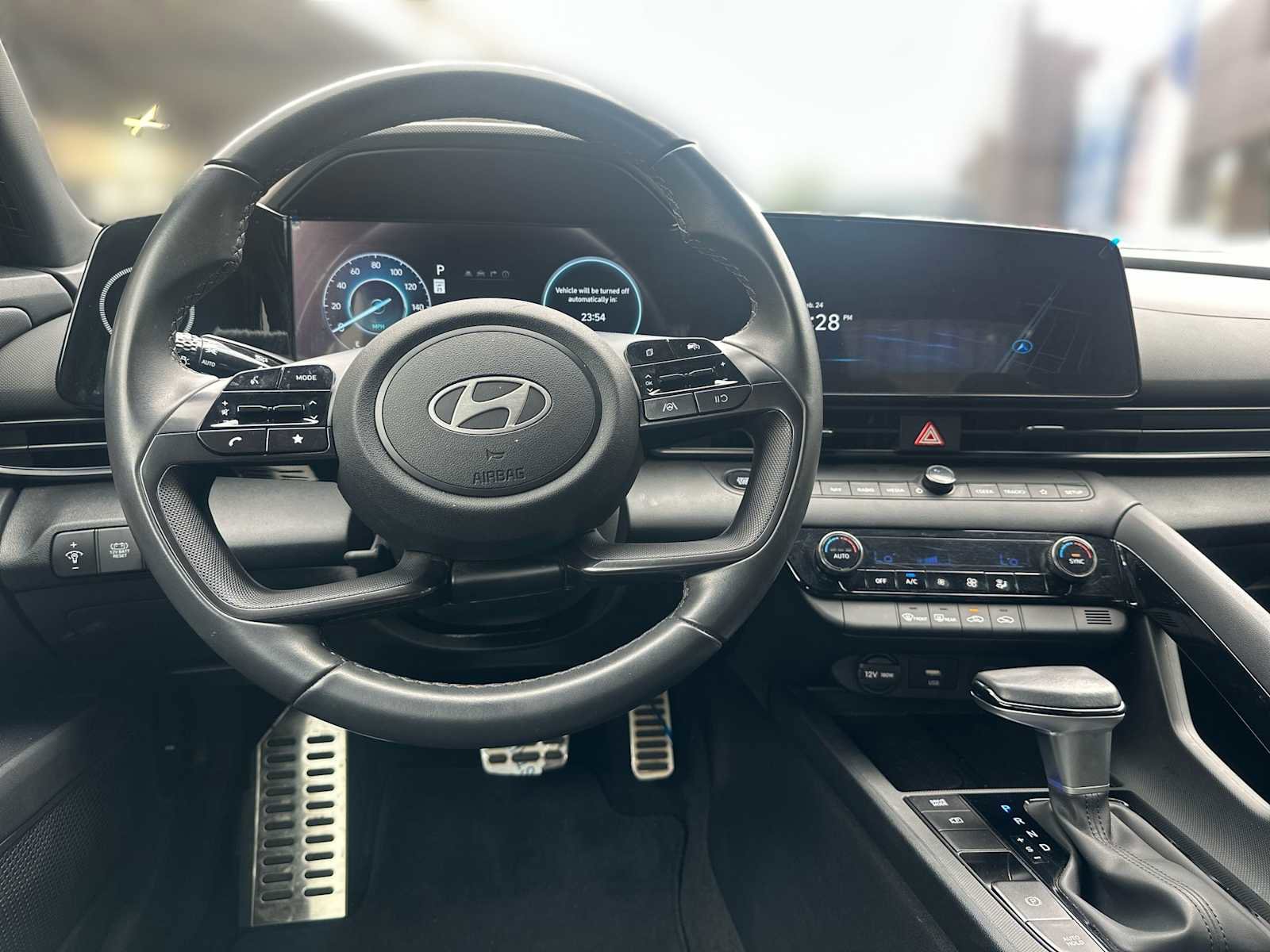 Used 2025 Hyundai Elantra SEL image 10