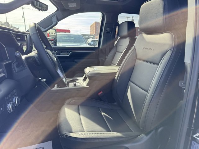 New 2026 GMC Sierra 3500 Denali w/ Technology Package image 12