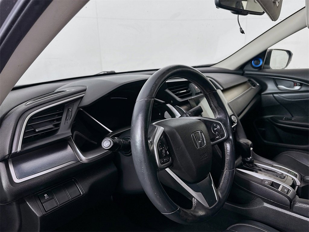 Used 2018 Honda Civic EX-L image 9