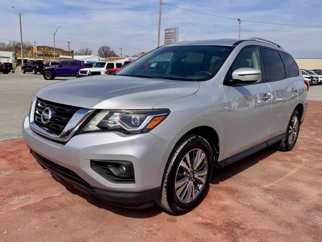 Used 2020 Nissan Pathfinder SV