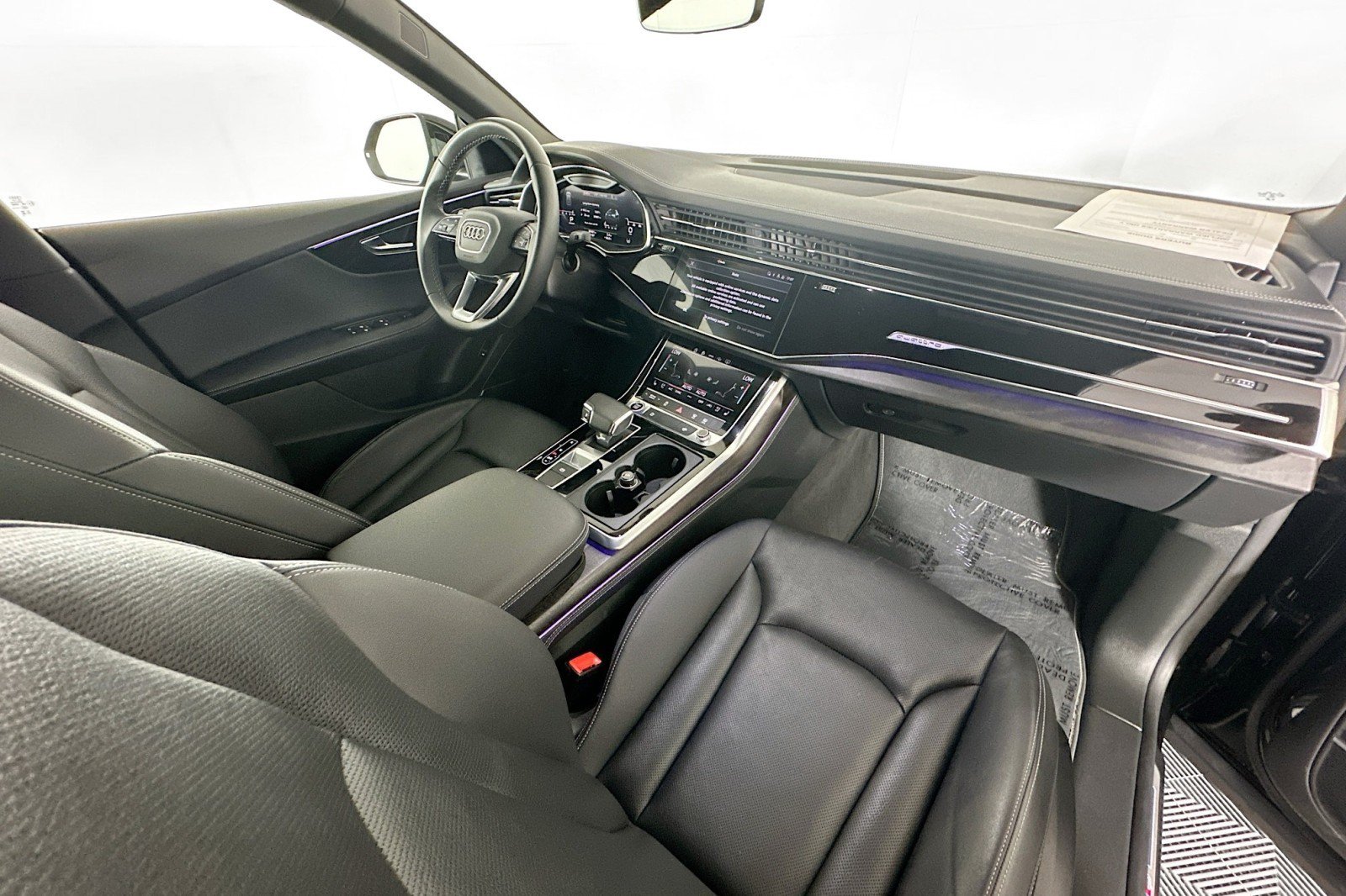 Used 2023 Audi Q8 Premium Plus w/ Premium Plus Package AWD/4WD image 24