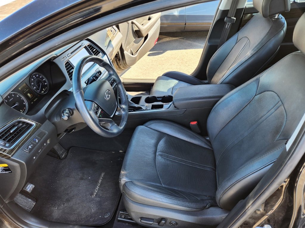 Used 2016 Hyundai Sonata Limited w/ Option Group 04 image 15