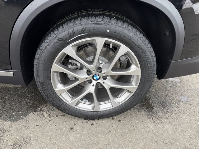 New 2026 BMW X5 xDrive40i w/ Climate Comfort Package AWD/4WD image 18
