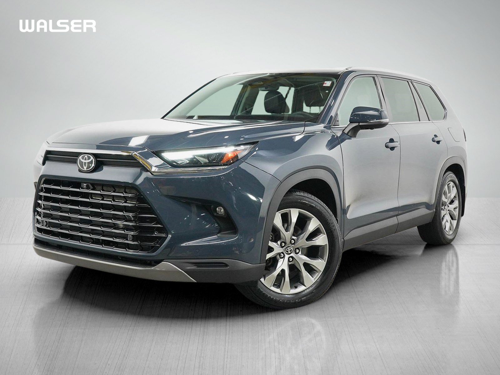 Used 2024 Toyota Grand Highlander AWD Hybrid image 1