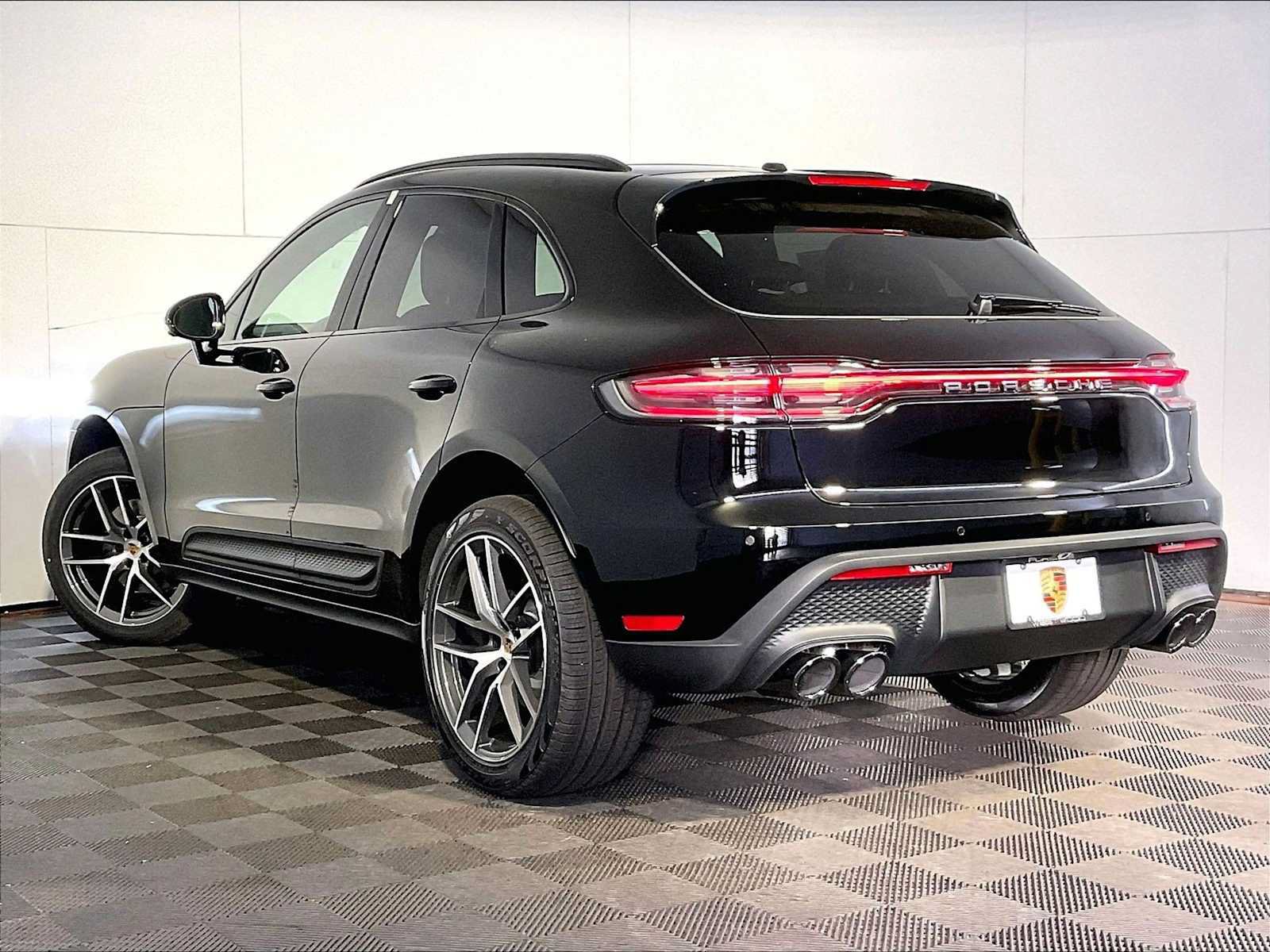 New 2026 Porsche Macan AWD/4WD image 3