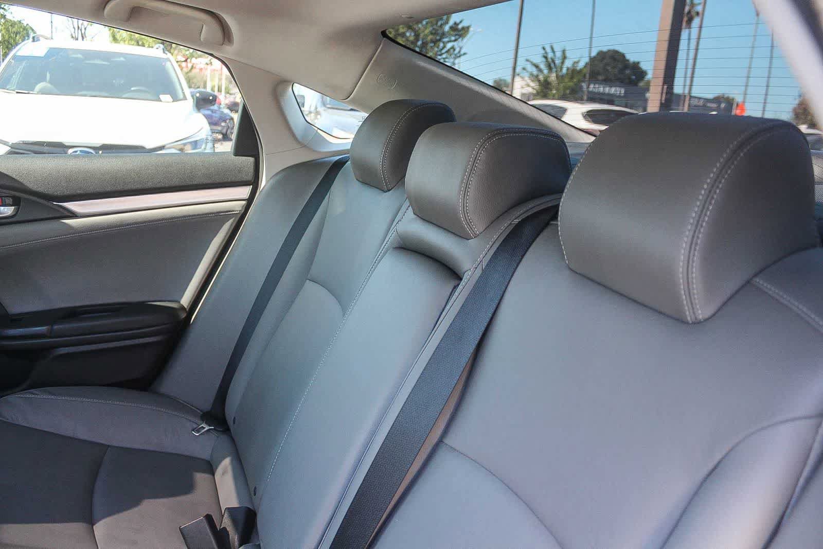 Used 2019 Honda Civic EX-L image 22