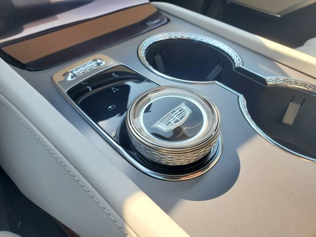 New 2026 Cadillac Vistiq Sport w/ LPO, Floor Liner Package image 16