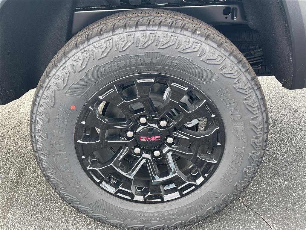 New 2026 GMC Canyon Elevation w/ Convenience Package image 3