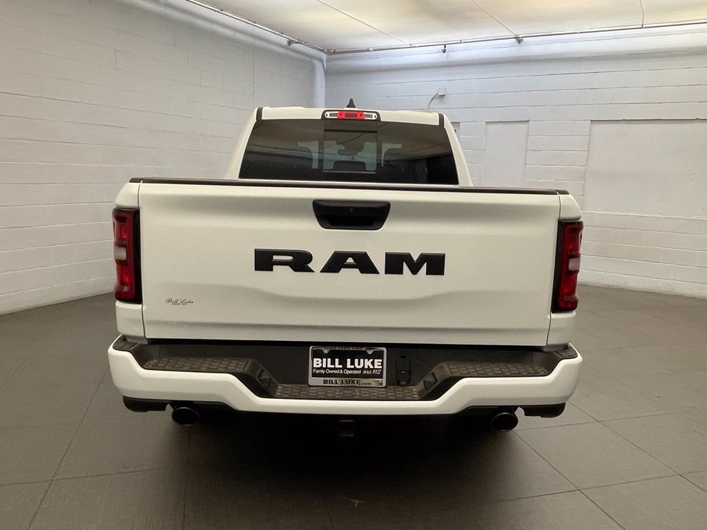 New 2026 RAM 1500 Express RWD image 4