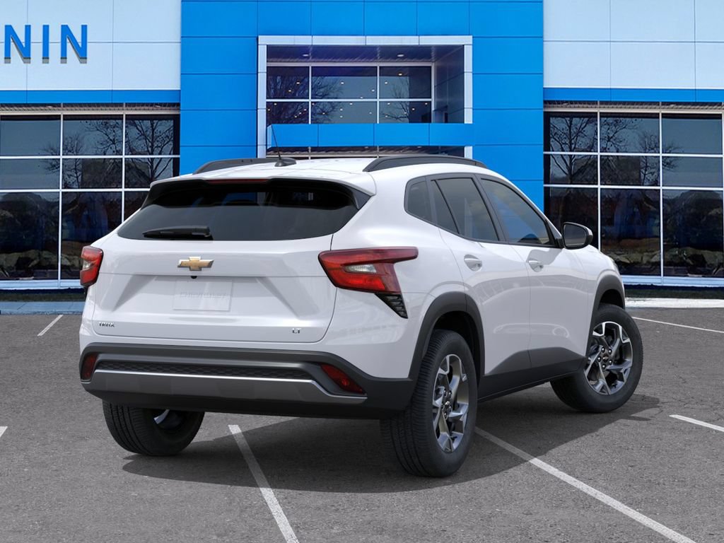 New 2026 Chevrolet Trax LT w/ LT Convenience Package FWD image 5