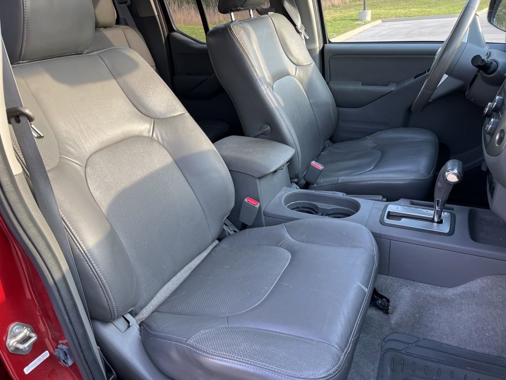 Used 2016 Nissan Frontier SL image 12