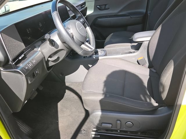 Used 2024 Hyundai Kona SEL AWD/4WD image 6