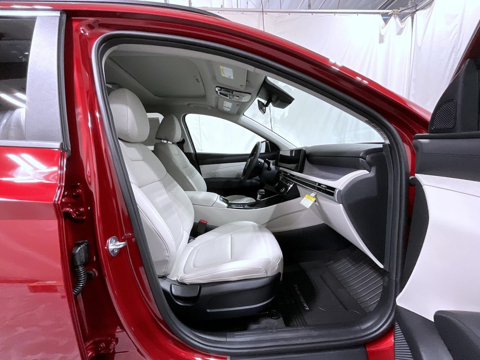 New 2026 Hyundai Tucson SEL AWD/4WD image 16
