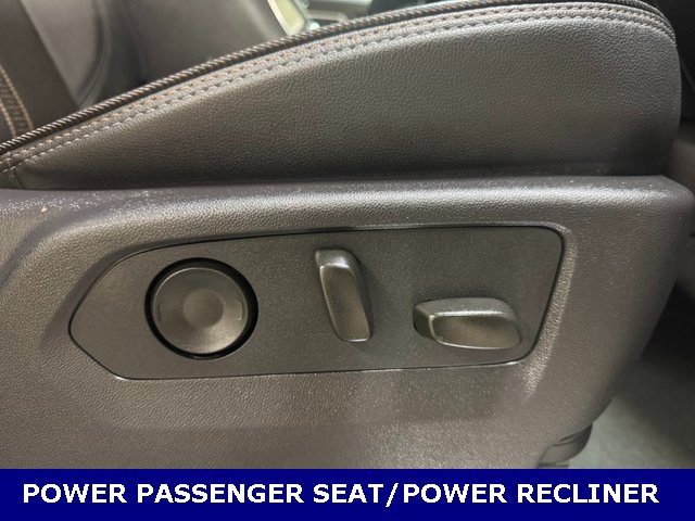 Used 2025 Chevrolet Silverado 3500 High Country w/ High Country Premium Package image 44