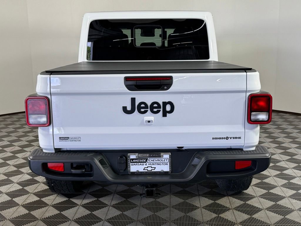 Used 2025 Jeep Gladiator Sport AWD/4WD image 5