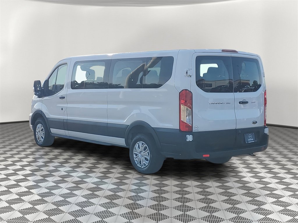 Used 2023 Ford Transit 350 XLT image 9