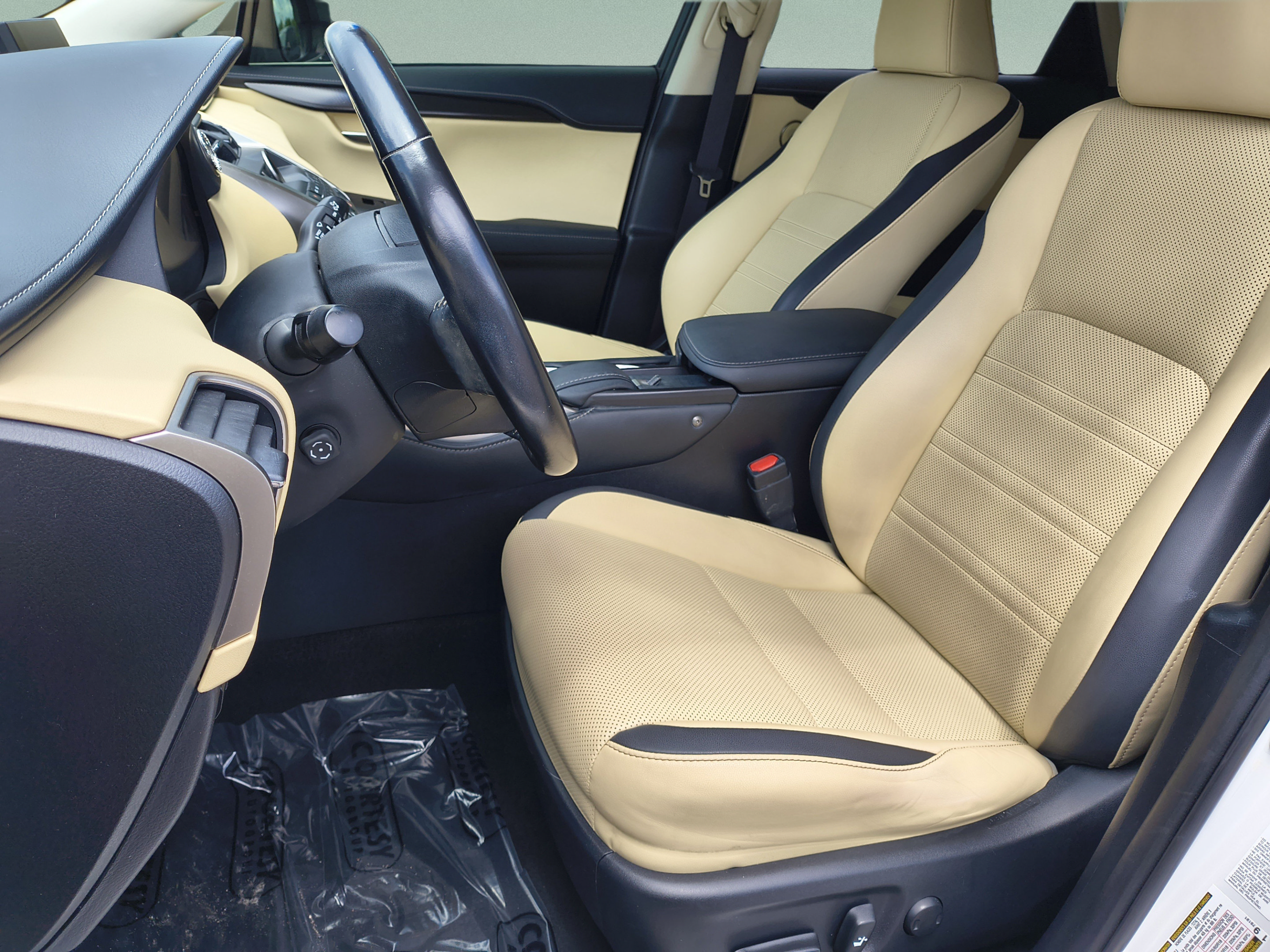 Used 2016 Lexus NX 200t AWD w/ Premium Package image 23
