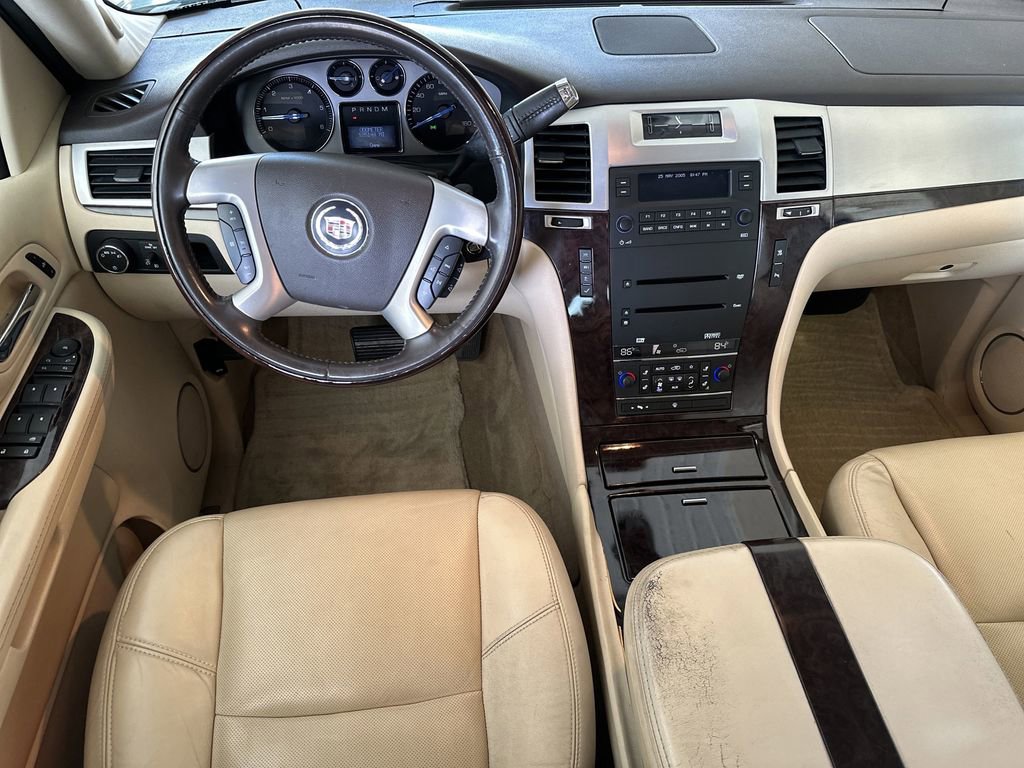 Used 2008 Cadillac Escalade ESV AWD image 12