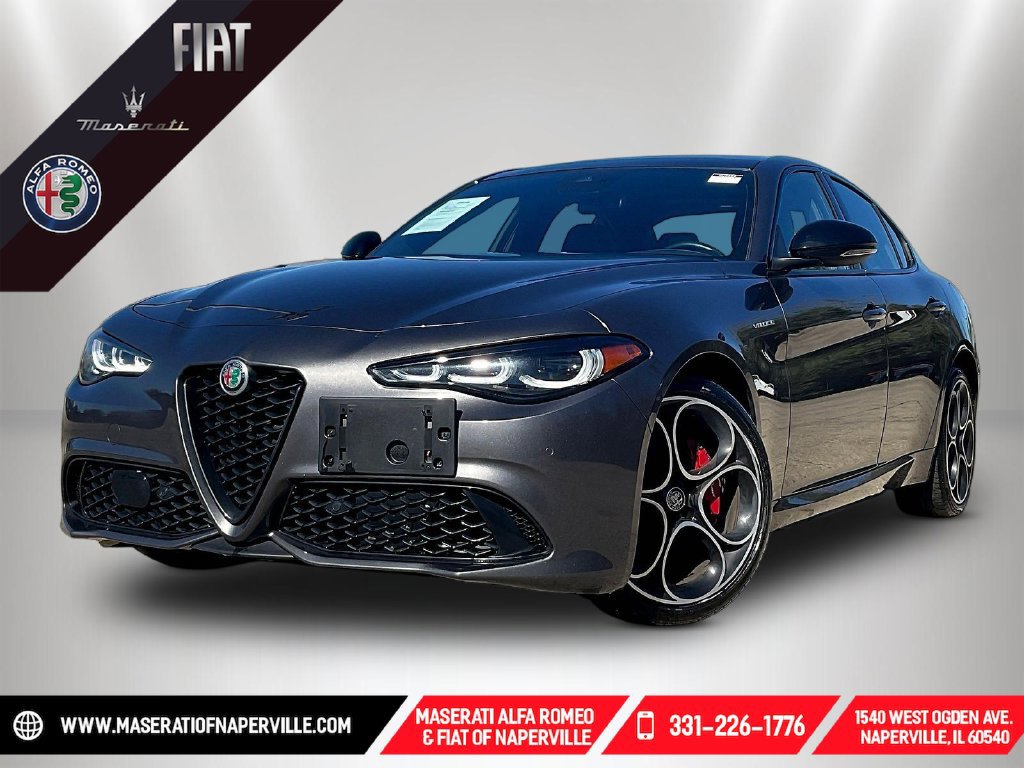 Used 2024 Alfa Romeo Giulia Veloce AWD/4WD image 1