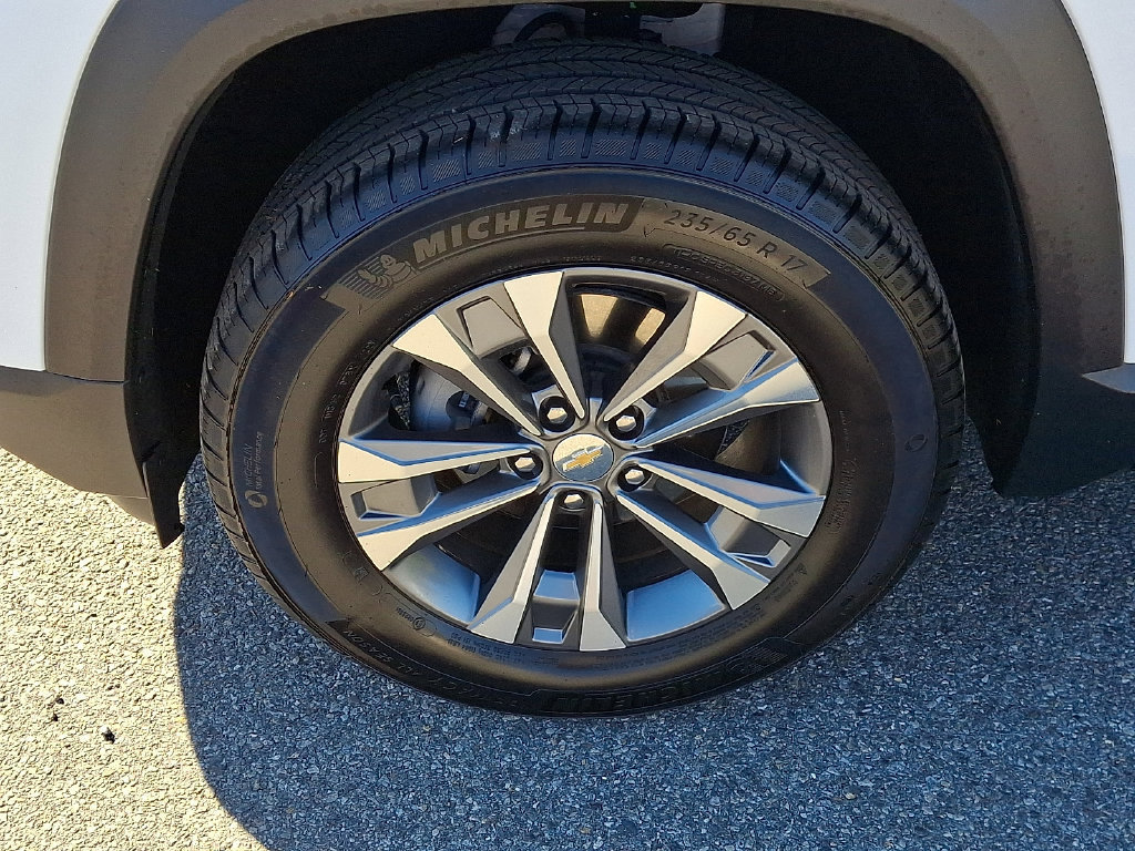 Used 2026 Chevrolet Equinox LT w/ Convenience Package II AWD/4WD image 12