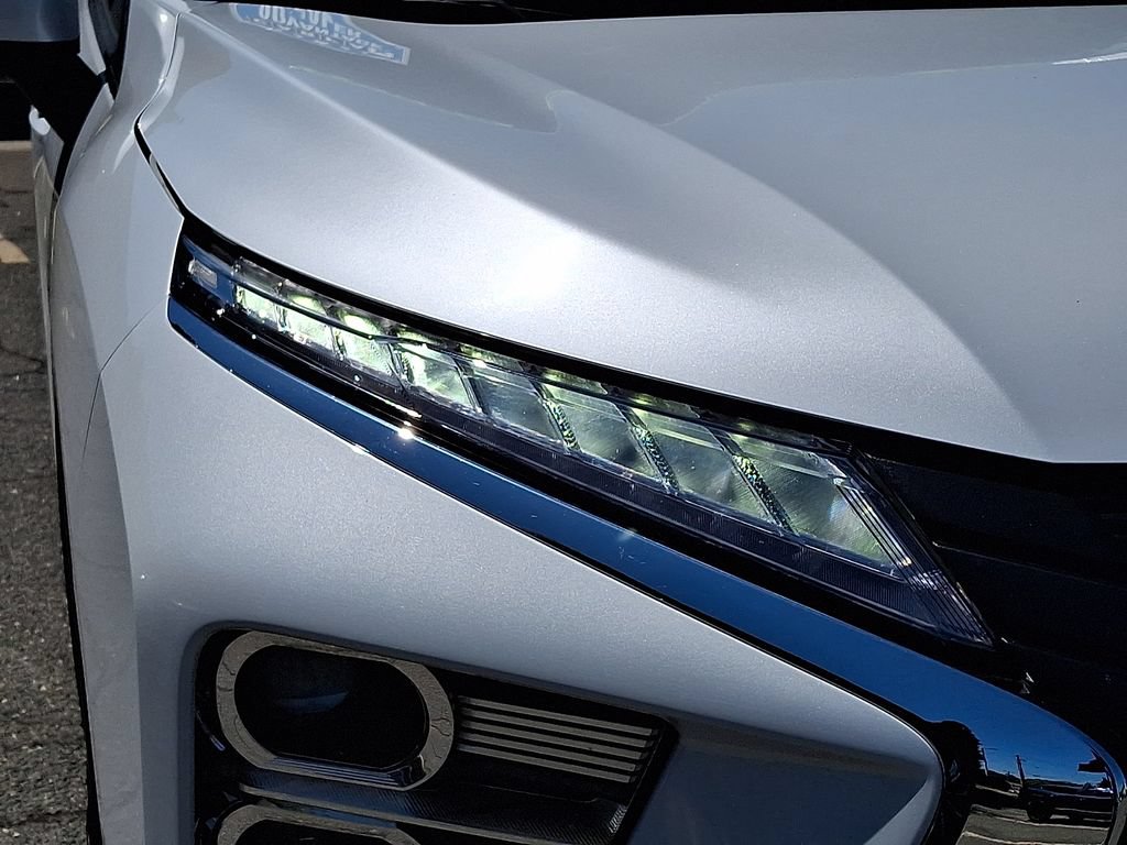 Used 2025 Mitsubishi Eclipse Cross SE AWD/4WD image 9