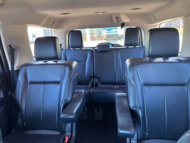 Used 2023 Ford Expedition XLT RWD image 11