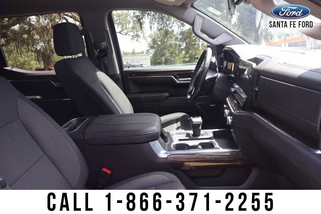 Used 2025 GMC Sierra 1500 Elevation w/ Preferred Package AWD/4WD image 29