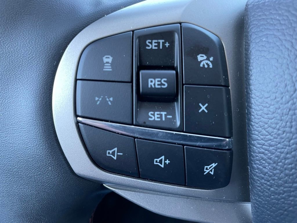New 2026 Ford Explorer Active w/ Active Comfort Package image 18