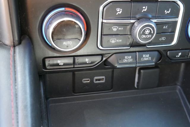 Used 2021 Chevrolet Suburban RST w/ Luxury Package AWD/4WD image 7