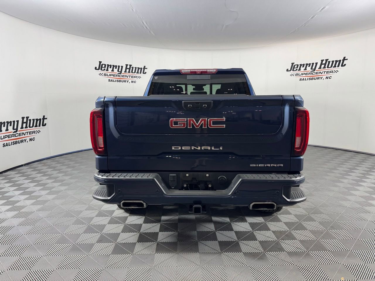Used 2022 GMC Sierra 1500 Denali image 9