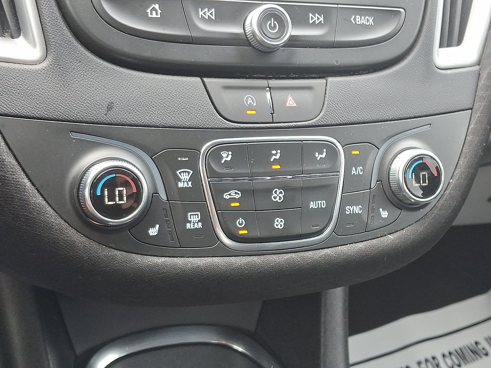 Used 2025 Chevrolet Malibu LT FWD image 15