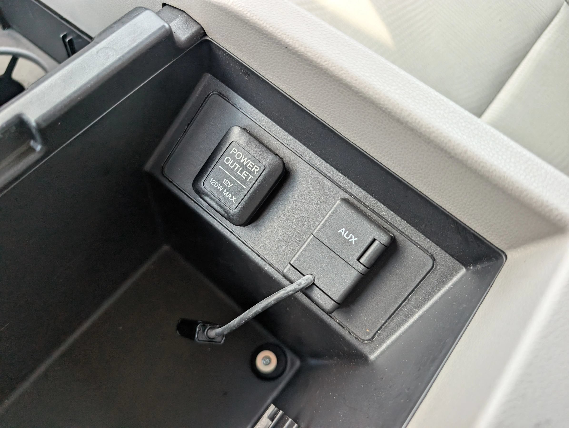 Used 2014 Honda Pilot LX image 28