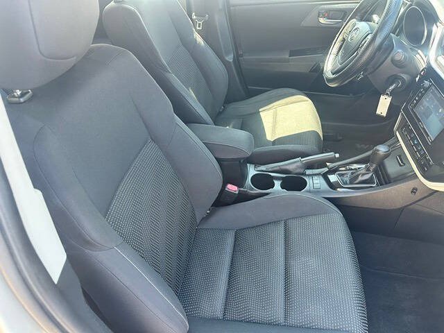 Used 2016 Scion iM FWD image 10