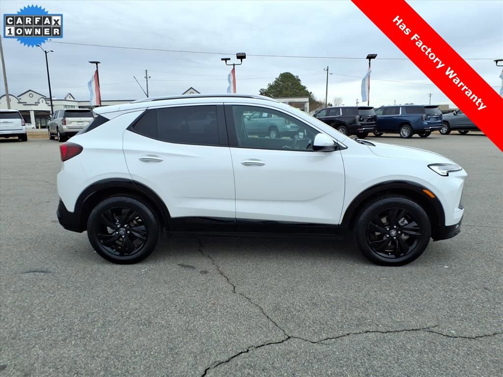 Used 2024 Buick Encore GX Sport Touring image 6