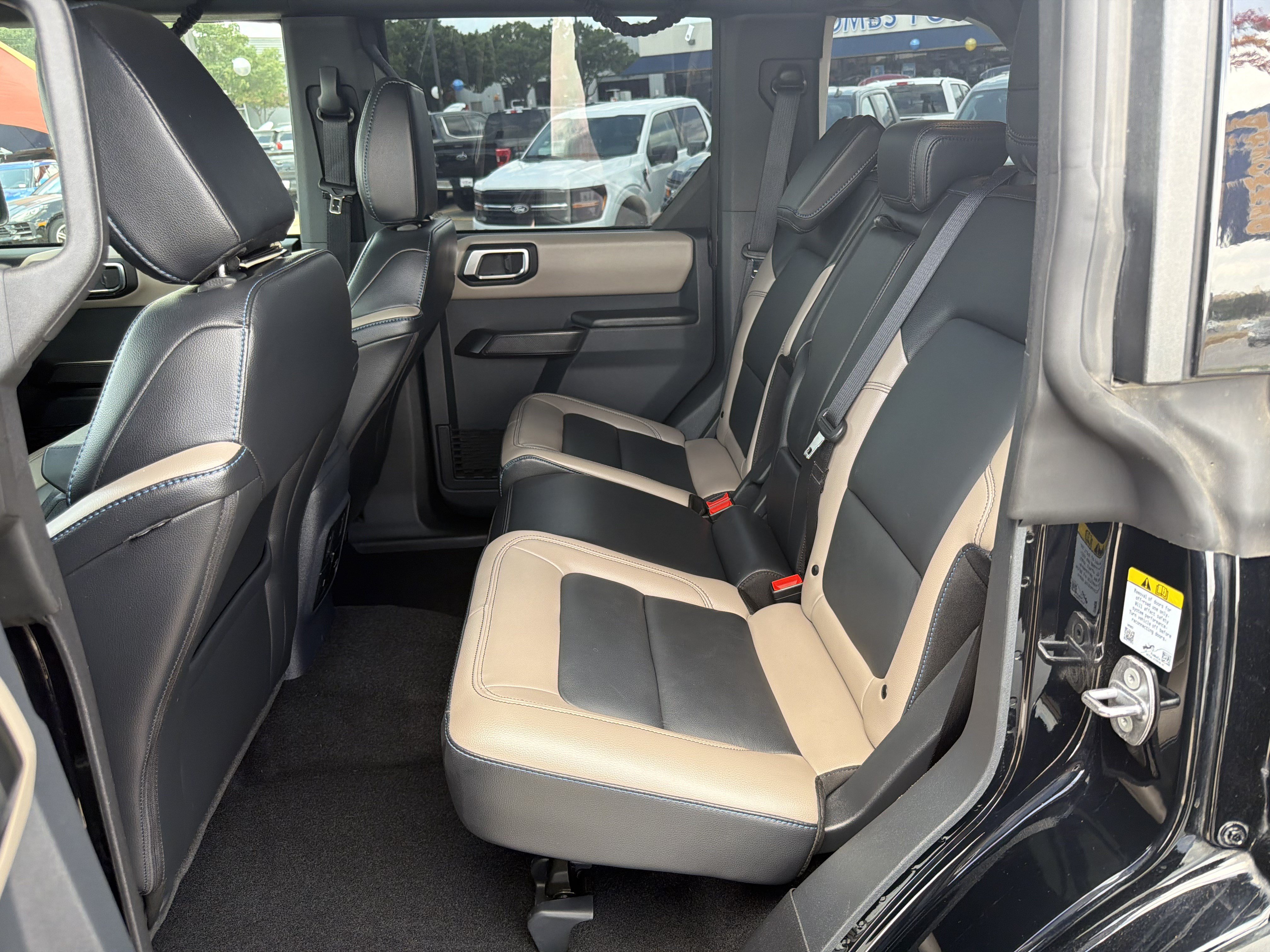 Used 2024 Ford Bronco Wildtrak AWD/4WD image 9