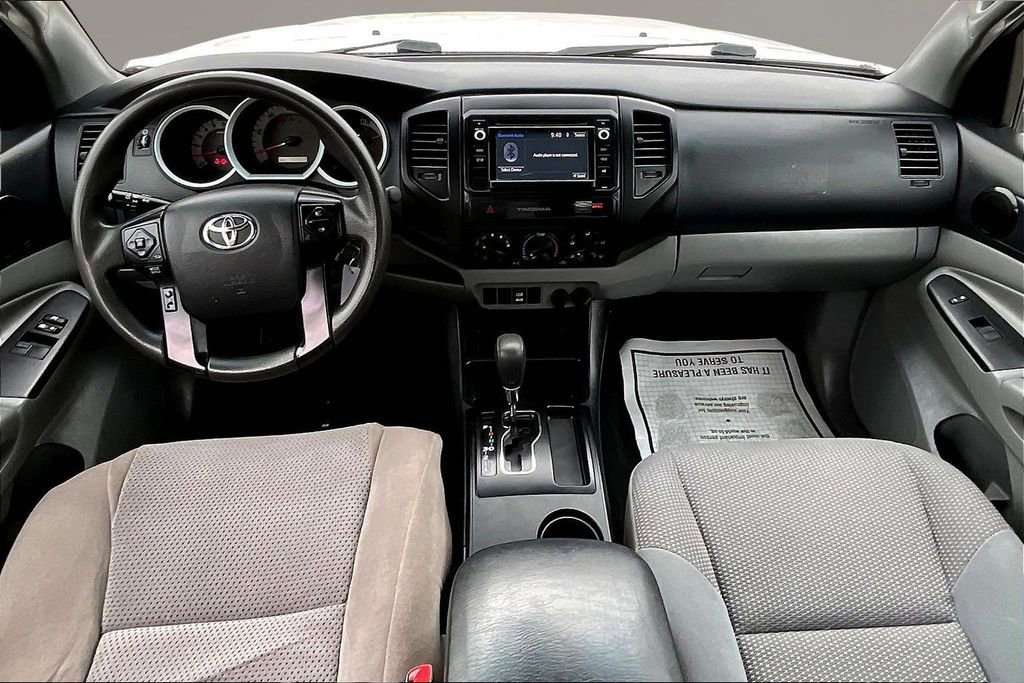 Used 2015 Toyota Tacoma 2WD Access Cab image 8