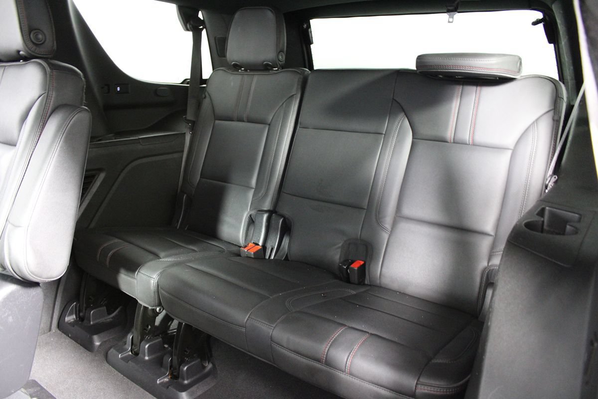 Used 2022 Chevrolet Tahoe RST w/ Luxury Package AWD/4WD image 38