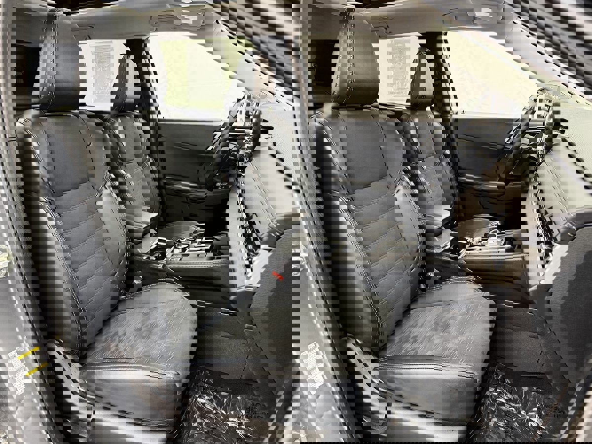 Used 2024 Mitsubishi Outlander SE Black Edition image 37