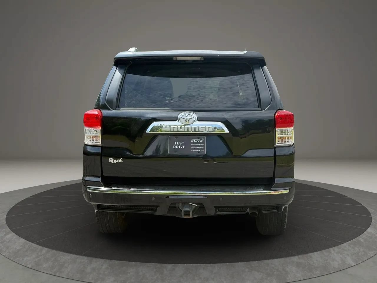 Used 2011 Toyota 4Runner SR5 RWD image 5