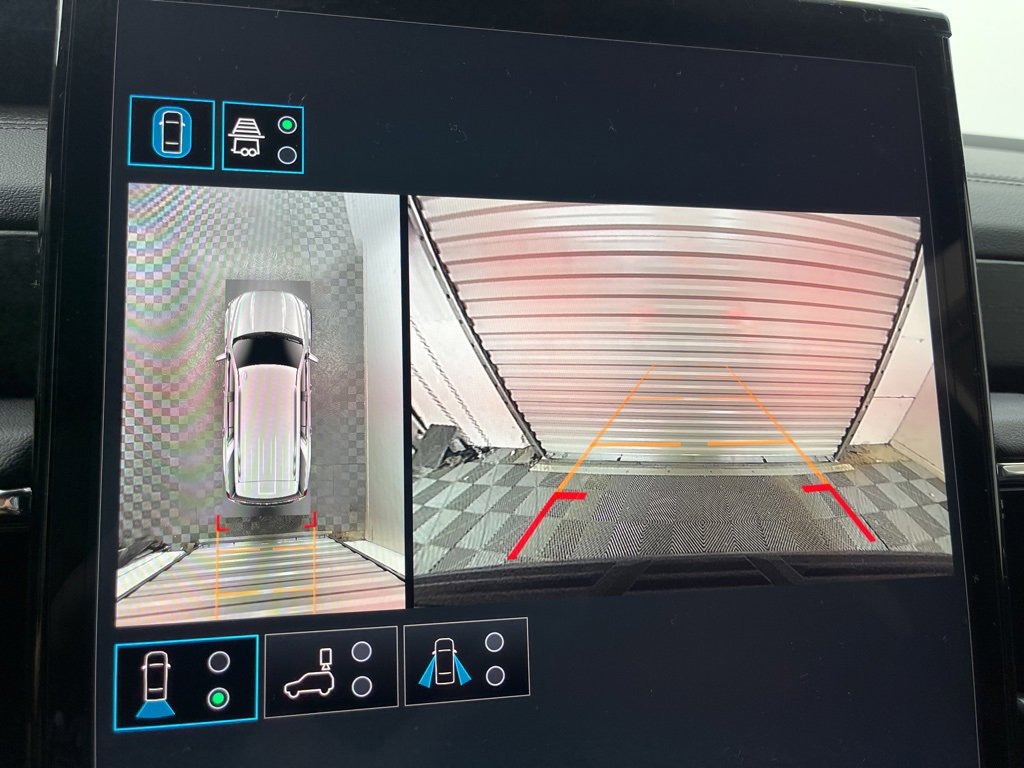 New 2026 GMC Yukon Denali w/ Sun & Power Step Package image 11