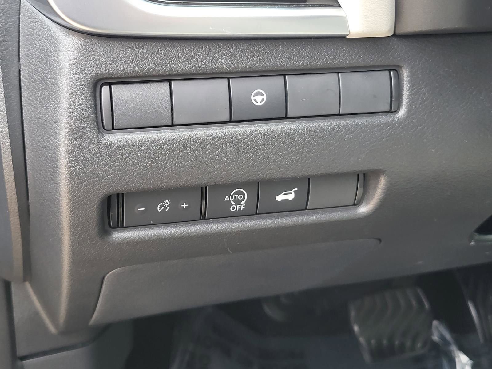 Used 2023 Nissan Rogue SL w/ SL Premium Package FWD image 23