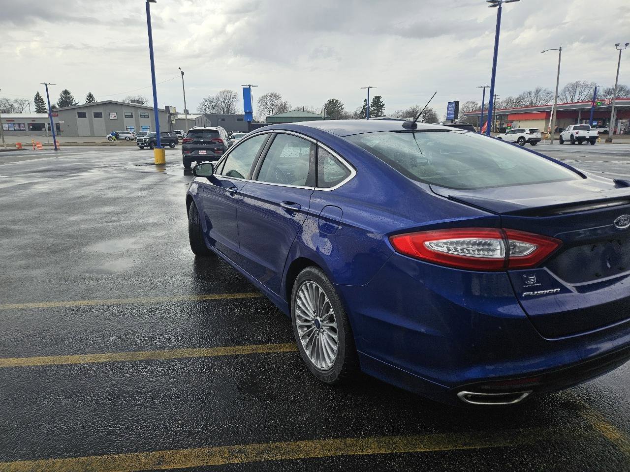 Used 2015 Ford Fusion Titanium image 3