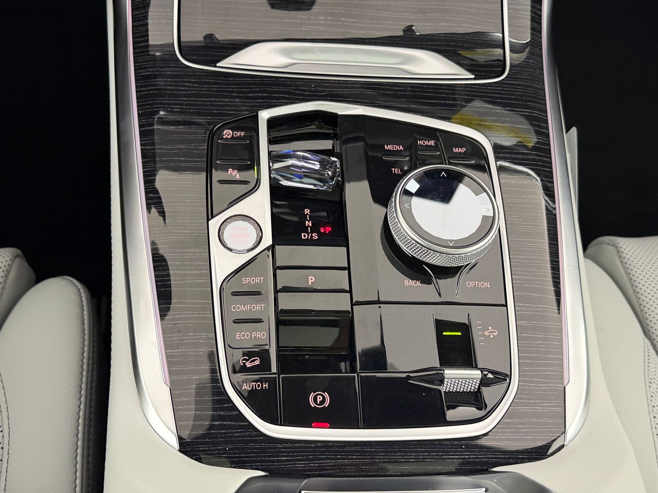 New 2027 BMW X7 xDrive40i AWD/4WD image 18