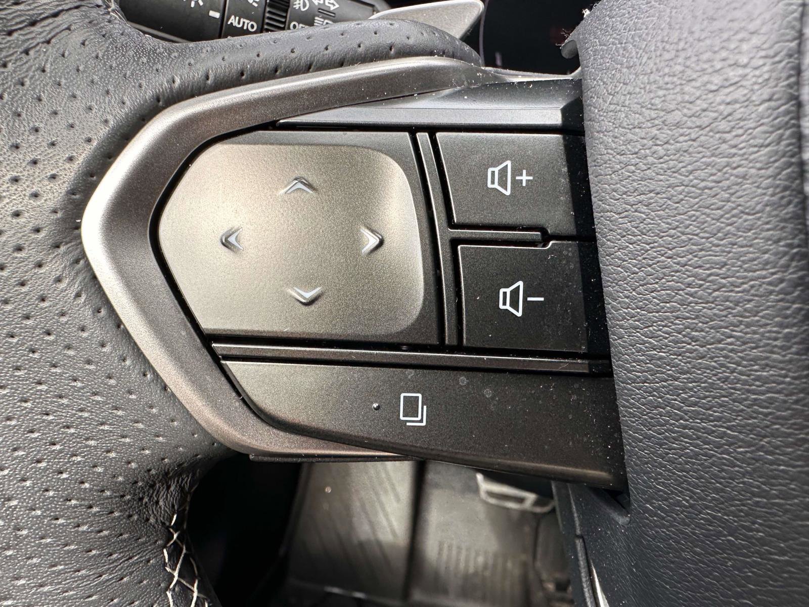 Used 2024 Lexus RX 350 F Sport w/ Convenience Package image 19