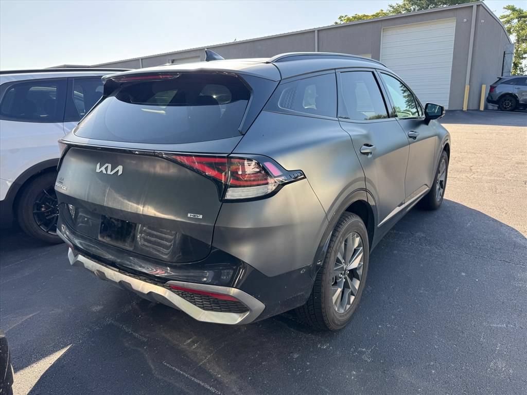 Certified 2025 Kia Sportage SX Prestige AWD/4WD image 5