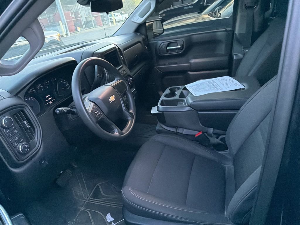 Used 2023 Chevrolet Silverado 1500 Custom image 6