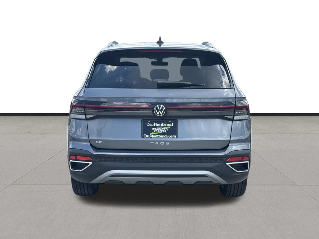 New 2026 Volkswagen Taos SE FWD image 6