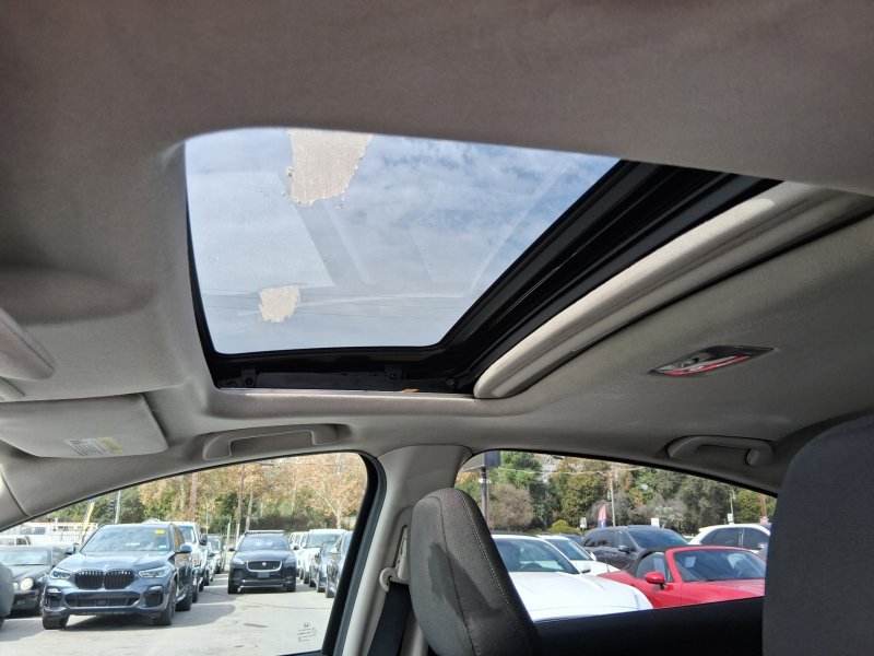 Used 2019 Honda HR-V EX image 18