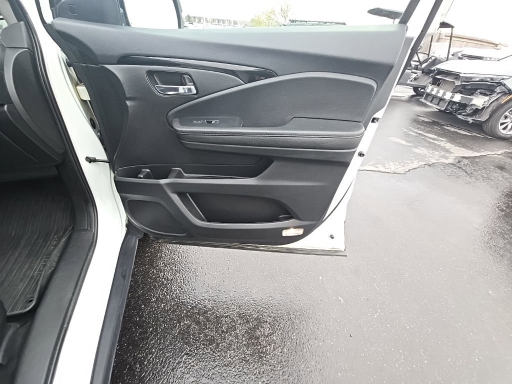 Certified 2022 Honda Pilot Elite image 35