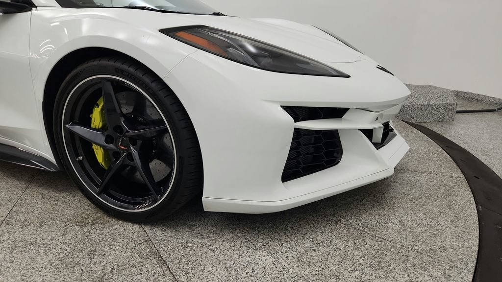 Used 2024 Chevrolet Corvette E-Ray AWD/4WD image 21